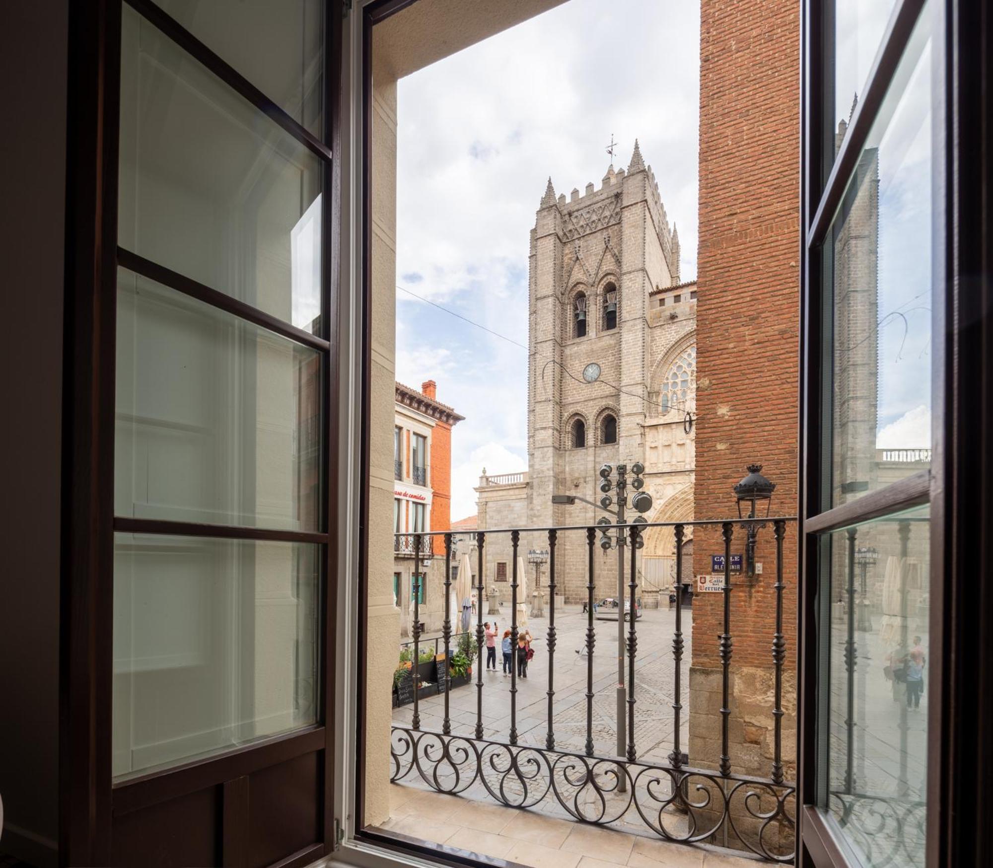 Apartamento Primis Catedral Homes Ávila Zewnętrze zdjęcie